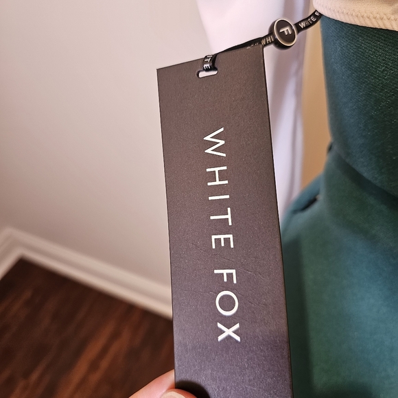 NWT White Fox white chiffon long sleeve crop top size XS US - Picture 5 of 8